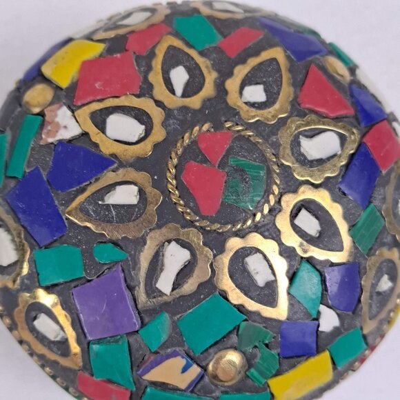 Set of 2  Round Trinket Boxes Multicolor Stone Covered Removable Lids Handmade - Picture 4 of 10